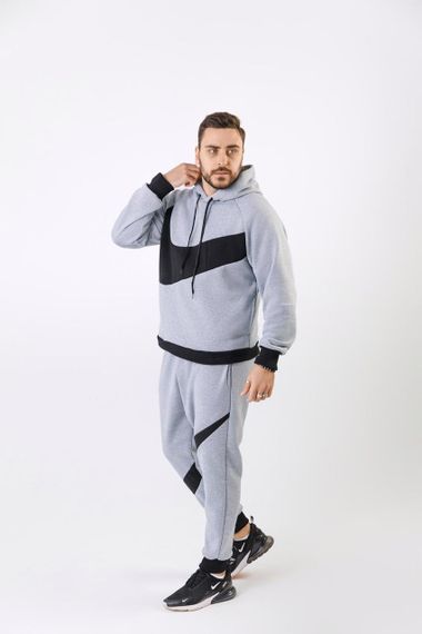 Чоловічий спортивний костюм Nike сірий