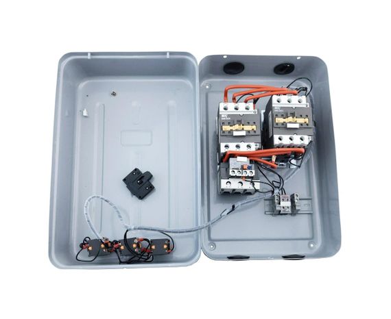 Контактор КММор359565 оболочка металл реверс 95А РТ-80-93А 400В/АС3 IP54 Ny95504470 | Зображення 1