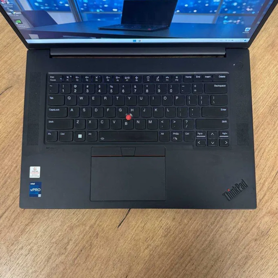 Ноутбук Lenovo ThinkPad P1 Gen5 2K 165Hz i7 12800H 64GB SSD 2TB RTX 3070 Ti Б/В | Зображення 3