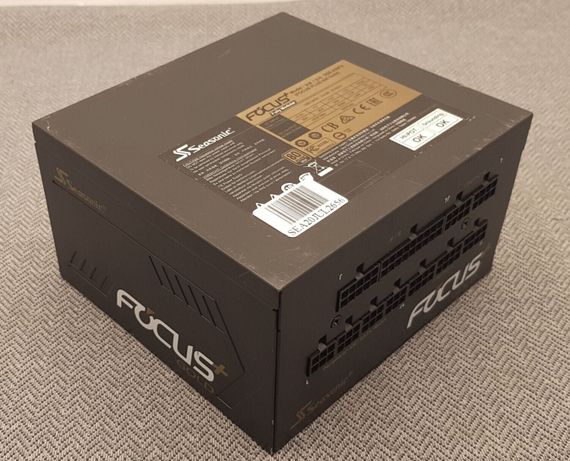 Блок питания Seasonic Focus Plus Gold 650W (SSR-650FX) / 650W / 24+4(4)+4(8) pin б/у | Зображення 5