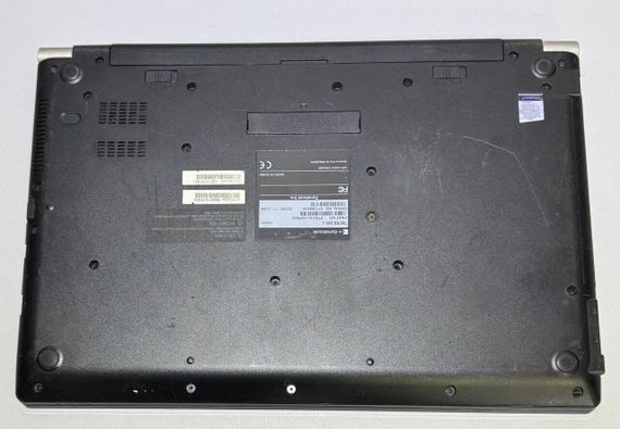 Ультрабук Б-класс Toshiba Tecra A50-J Dynabook / 15.6" (1920x1080) IPS / Intel Core i7-1165G7 (4 (8) ядра по 2.8 - 4.7 GHz) / 16 GB DDR4 / 256 GB SSD / Intel Iris Xe Graphics / WebCam б/у | Зображення 2
