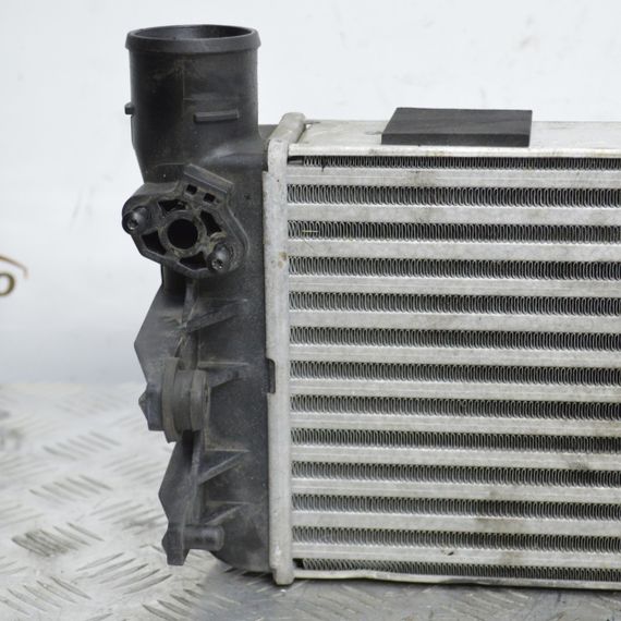 Радіатор інтеркулера Seat Exeo (3R2, 3R5) 1.8T інтеркулер Сеат Ексео 8E0145805N | Зображення 3