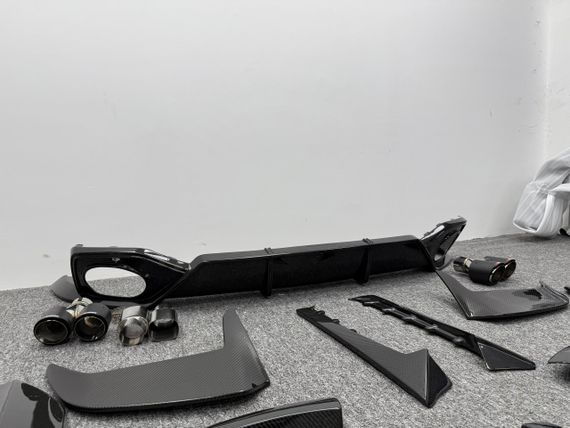 Комплект обвеса Carbon Set (для RSQ8 2024-2025) для Ауди Q8 2018- гг | Зображення 6