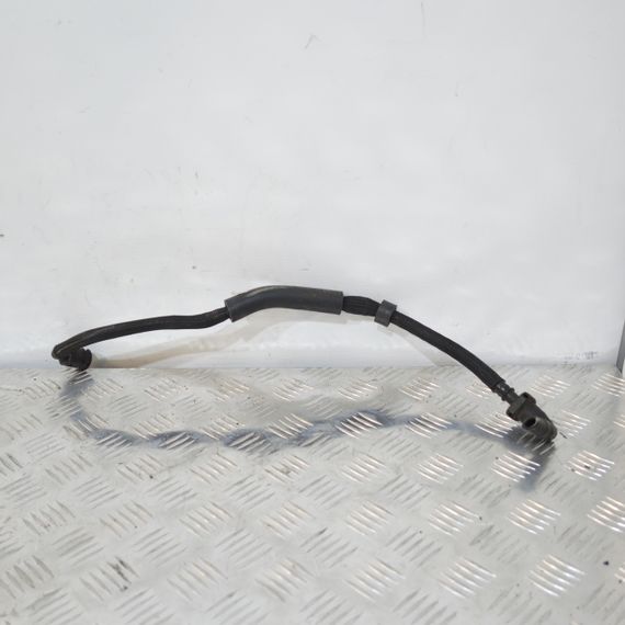 Трубка паливна 1.4 / 1.6 VTI Citroen C3 Picasso C4 2004-2015 Провід магістраль палива Сітроен ц3 Пікассо ц4 V754181880