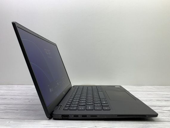 Ультрабук Б-класс Dell Latitude 7410 / 14" (3840x2160) IPS / Intel Core i5-10310U (4 (8) ядра по 1.7 - 4.4 GHz) / 8 GB DDR4 / 240 GB SSD / Intel UHD Graphics / WebCam б/у | Зображення 3