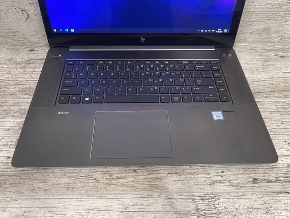 Ноутбук Ігровий HP Zbook g4 15.6” Full HD IPS 16/256 SSD/Xeon/Nvidia 4 GB | Зображення 1