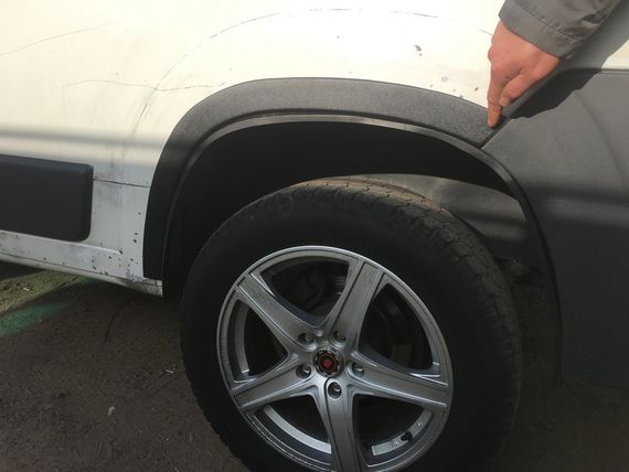 Накладки на арки (4 шт, чорні) ABS-Пластик (2007-2014) для Citroen Jumper 2007-2024 та 2014-2024 рр | Зображення 6