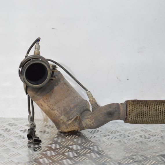 Каталізатор 1.2 / 1.4 TSI Volkswagen Golf VII 2012-2020 Каталізатор Фольксваген Гольф 7 5Q0131701S | Зображення 1