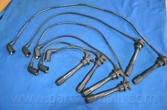 Комплект кабелів високовольтних (вир-во PARTS-MALL) PARTS-MALL PEAE67 на HYUNDAI TRAJET (FO)