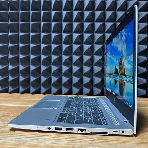 Ноутбук Б-клас HP EliteBook 735 G5 / 13.3" (1920x1080) IPS / AMD Ryzen 3 Pro 2300U (4 ядра по 2.0 - 3.4 GHz) / 8 GB DDR4 / 128 GB SSD / AMD Radeon Vega 6 Graphics / WebCam б/в | Зображення 5