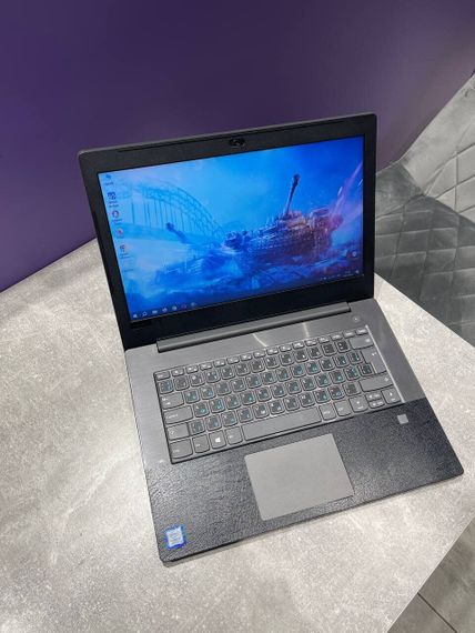 Ноутбук Lenovo V330-14IKB / 14" (1920x1080) TN / Intel Core i5-8250U (4 (8) ядра по 1.6 - 3.4 GHz) / 8 GB DDR4 / 240 GB SSD / Intel UHD Graphics 620 / WebCam б/в | Зображення 1
