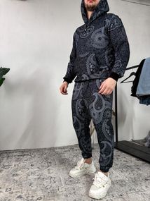 Костюм