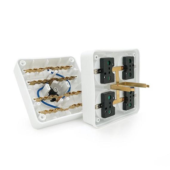Розетка 4-х місна із заземленням SQ-RB-01/04A, 4x16A 250V~Max, 3500W, White | Зображення 3