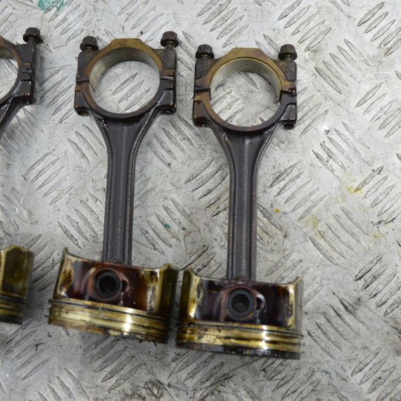 Шатун 1.4 Volkswagen Golf IV Caddy Polo 1997-2005 Шатун Фольксваген Гольф 4 Кадді Поло 032F | Зображення 2