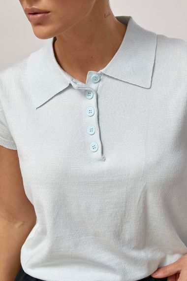 В'язана футболка-поло із ґудзиками - блакитний цвет, ONE SIZE (є розміри) | Зображення 3