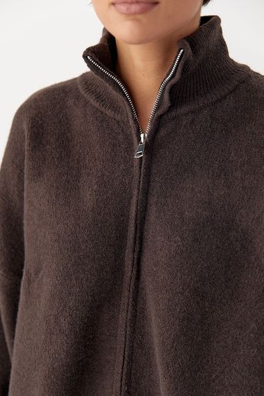 В'язаний кардиган оверсайз на блискавці - темно-коричневий цвет, ONE SIZE (є розміри) | Зображення 3