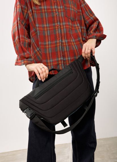 Жіноча cумка-бананка під ноутбук Sambag Urban Pro чорно-синя 46 × 26 см (51411215) | Зображення 4