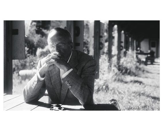 Книга канадский живописец Александр Колвилл — Colville. Andrew Hunter книги об искусстве | Зображення 3