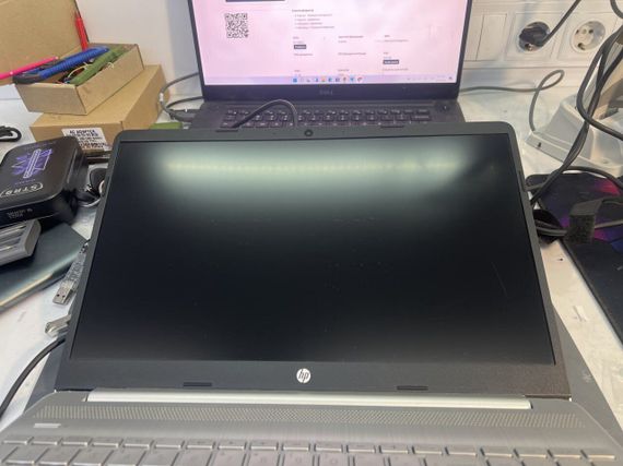 Ноутбук Б-клас HP 15-dy2045nr / 15.6" (1920x1080) IPS / Intel Core i5-1135G7 (4 (8) ядра по 4.2 GHz) / 16 GB DDR4 / 240 GB SSD / Intel UHD Graphics / WebCam б/в + Подарунок Бездротова миша HOCO GM28 | Зображення 5