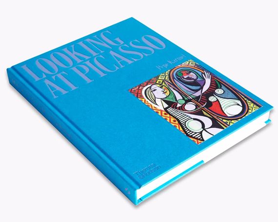 Книга про життя і творчість Пабло Пікассо Looking at Picasso живопис книги | Зображення 8