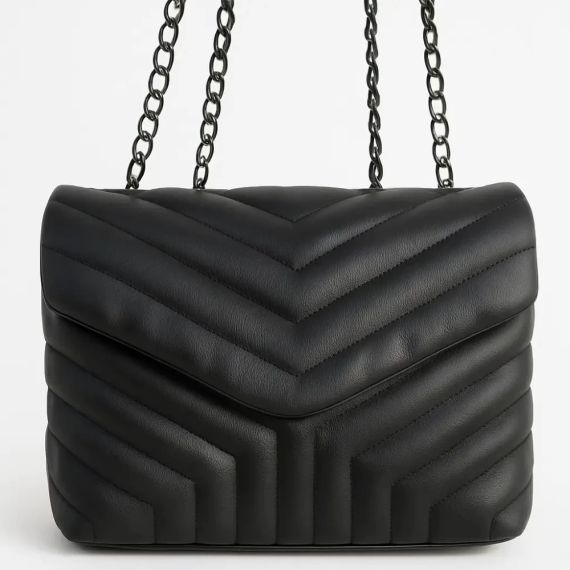 Жіноча стегана шкіряна сумка "Esagerato" чорна