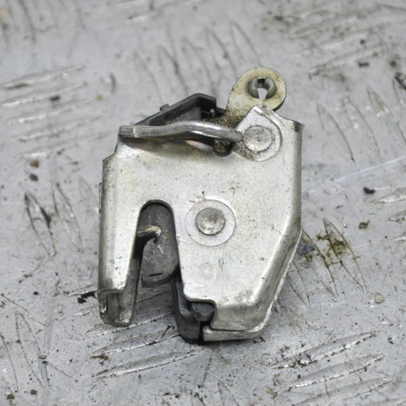 Замок задніх дверей верхній Fiat Fiorino 2009-2017 Замок кришки багажника верх Фіат Фіоріно T055