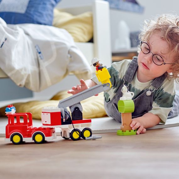 Конструктор LEGO DUPLO Town Пожежна машина 21 деталь (10969) | Зображення 2