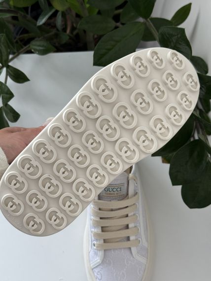 Кросівки жіночі білі New Gu4i  весна / осінь 2460 41 26 см | Зображення 1