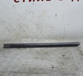 Молдинг задніх лівих дверей Renault Laguna III 2007-2015 Накладка дверей задня ліва Рено Лагуна 3 828730001R
