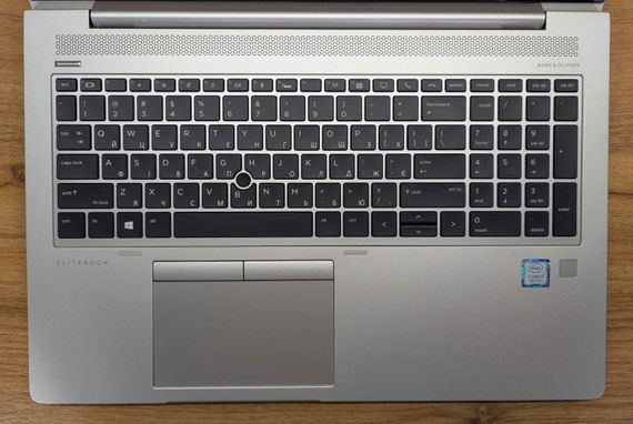 Ультрабук HP EliteBook 850 G5 / 15.6" (1920x1080) IPS Touch / Intel Core i7-8550U (4 (8) ядра по 1.8 - 4.0 GHz) / 16 GB DDR4 / 512 GB SSD / Intel UHD Graphics 620 / Fingerprint / WebCam / Windows 10 б/в | Зображення 2
