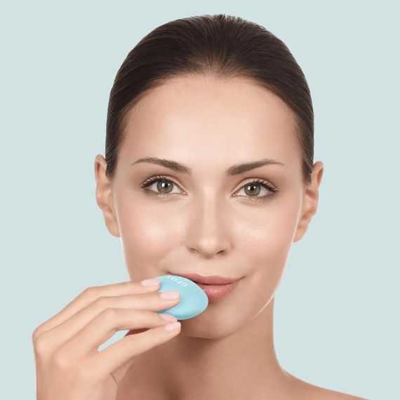 Пристрій для збільшення обʼєму губ GESKE Lip Volumizer&Booster 4в1 Small white, Бірюзовий | Зображення 3