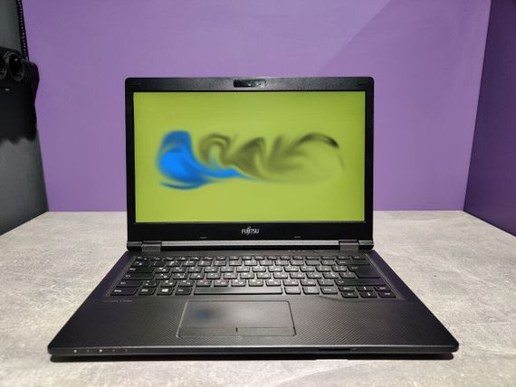 Ноутбук Fujitsu Lifebook E548 / 14" (1920x1080) IPS / Intel Core i5-8350U (4 (8) ядра по 1.7 - 3.6 GHz) / 8 GB DDR4 / 120 GB SSD / Intel HD Graphics 620 / WebCam б/у | Зображення 1