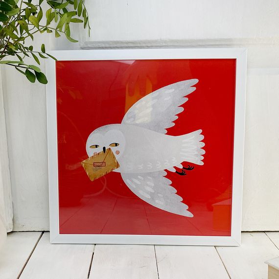 Постер в рамке Сова с письмом 30x30 см