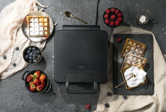 Вафельниця електрична Adler AD 3049 XL для бельгійських вафель на 4 вафлі 1800 Вт | Зображення 6