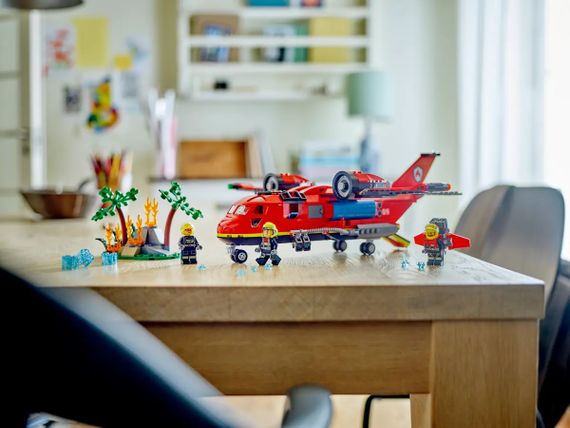 Конструктор LEGO City Пожежний рятувальний літак 60413 | Зображення 8