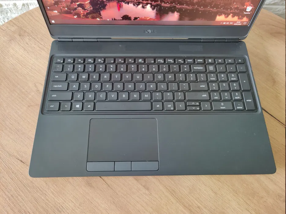 Ноутбук Dell Precision 7550/15.6 IPS/i5 10400H/16Gb/SSD256Gb/Quadro T1000-4Gb | Зображення 4
