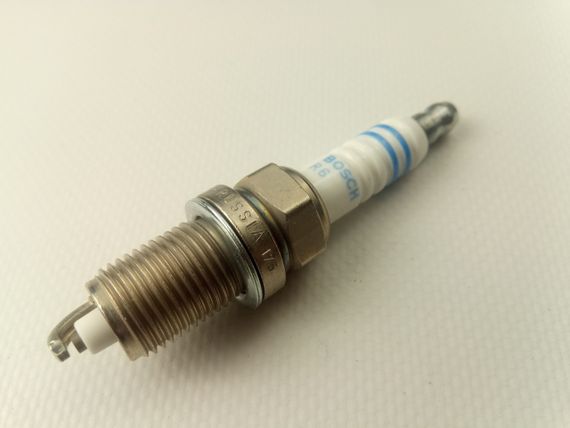 Свічка запалювання BOSCH SUPER PLUS FR7LCX +32 (Lacetti 1.8) (0242236542) (980795614G) | Зображення 2