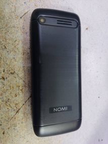 Мобильний телефон Nomi i2430 black бу