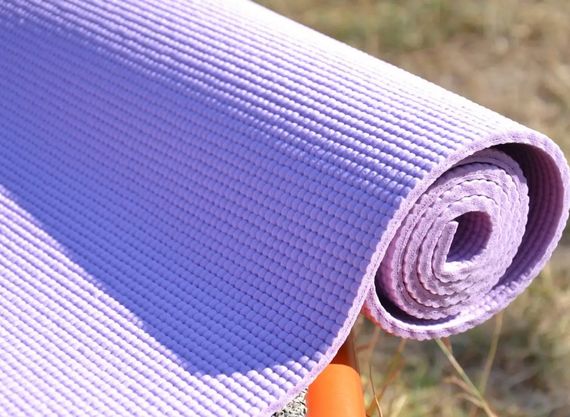 Килимок для йоги та фітнесу PowerPlay 4010 PVC Yoga Mat Лавандовий (173x61x0.6) (PP_4010_Lavender_(173*0,6) | Зображення 5