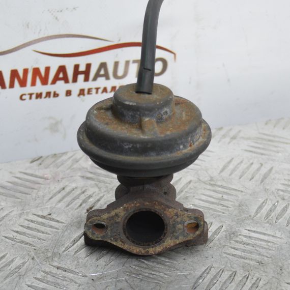 Клапан EGR механічний 2.0 CRDI Hyundai Elantra Trajet Tucson ЕГР механ Хюндай Елантра Туксон Траджет