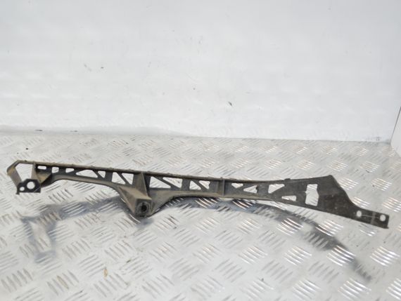 Кронштейн бампера передній правий Mazda 6 2002-2008 Кріплення бампера переднє праве Мазда 6 GJ6A50151 | Зображення 2