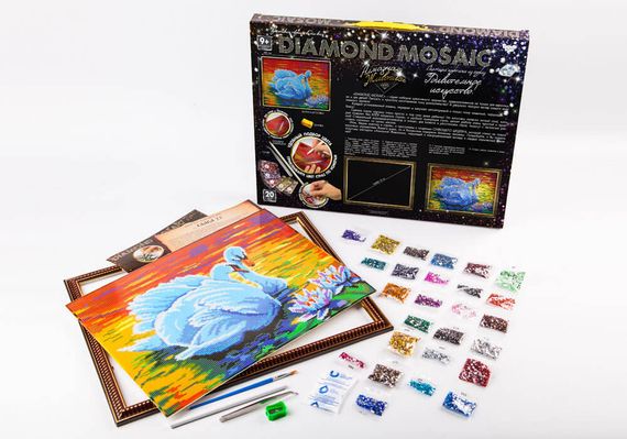 Креативна творчість "Діамантовий живопис. DIAMOND MOSAIC" великий набір DM-01 Danko Toys Лебеді Вид 2 | Зображення 1