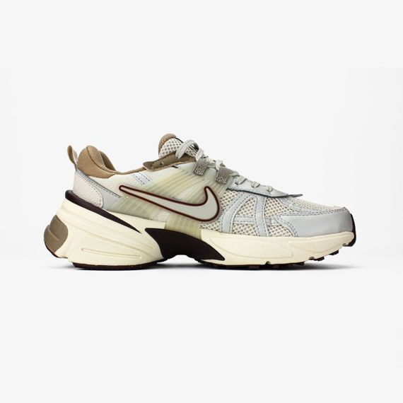 Демісезонні кросівки Nike шкіра + текстиль колір бежевий | Зображення 2