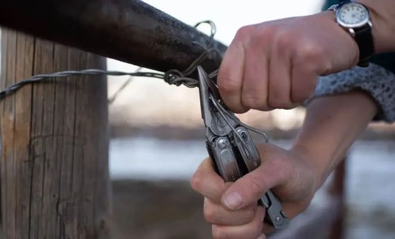 Мультитул Leatherman 832642 Free P4 Silver + чохол | Зображення 7