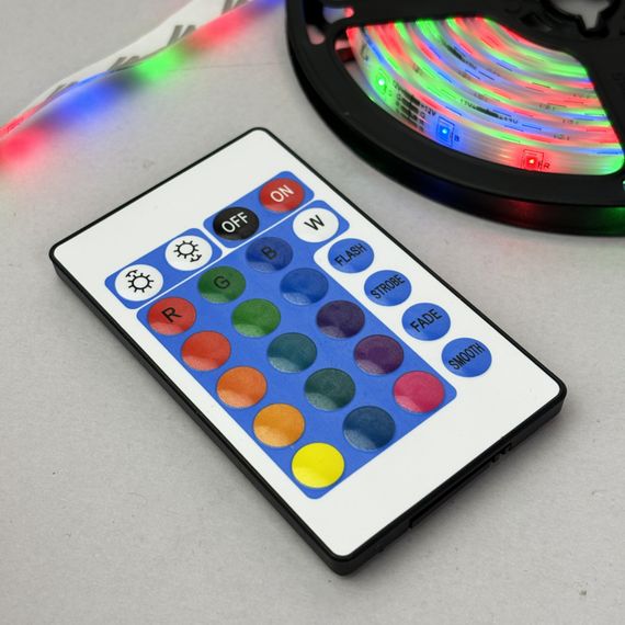 Світлодіодна стрічка LED 3528 RGB с пультом 5м | Зображення 3