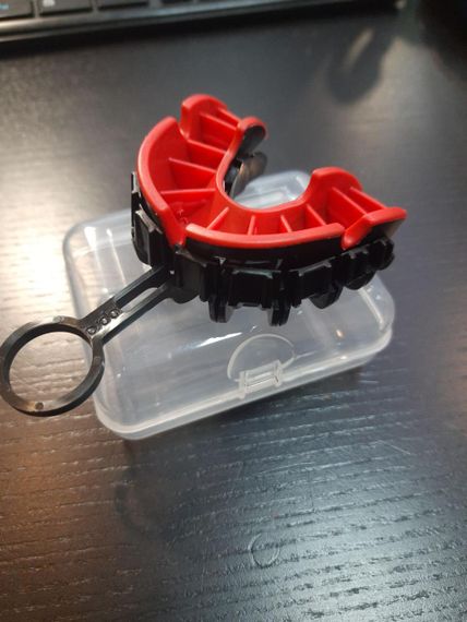 Капа боксерська OPRO Silver UFC Hologram Black/Red (art.002259002) | Зображення 6