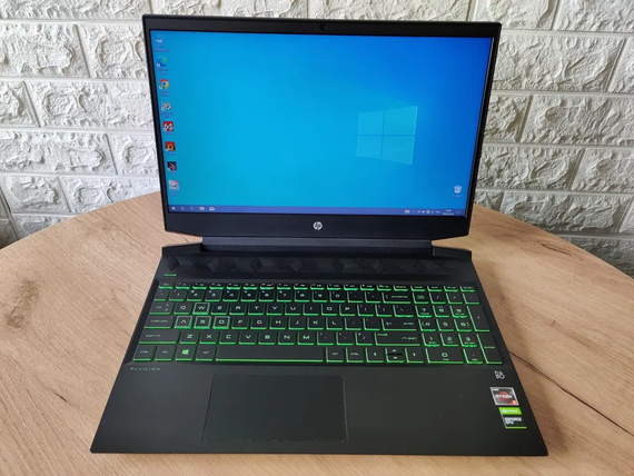 Ноутбук  HP Pavilion Gaming 15/15.6 FHD/Ryzen 5-3550H/8Gb/SSD256Gb/GTX1050-3Gb