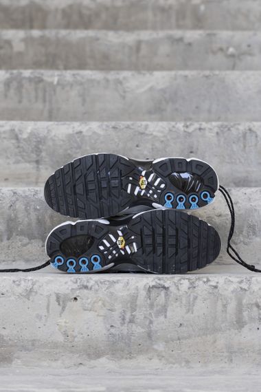 Кроссовки Air Max TN Plus Lace Toggle Black Grey весна / осень 1314 45 | Зображення 3