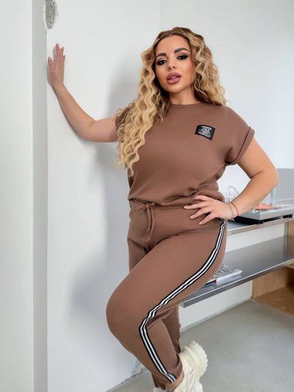 Женский спортивный костюм с лампасами штаны и футболка KF045 цвет коричневый, размер 48/50 | Зображення 4