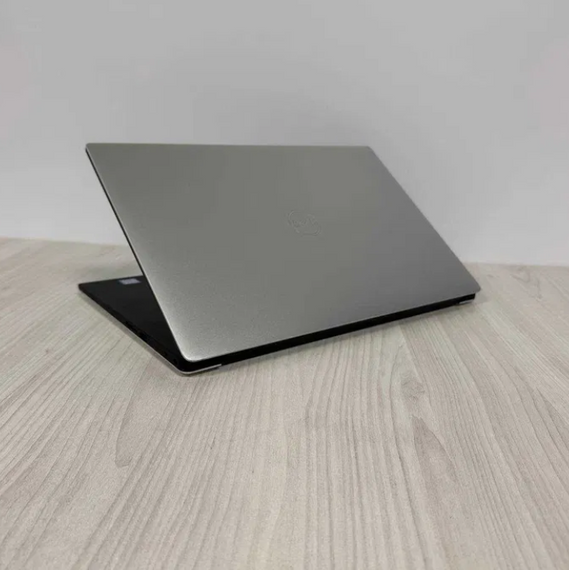 Ноутбук Dell XPS 9570 FHD i5-8300H 8GB SSD 256GB GTX 1050 Б/В | Зображення 4
